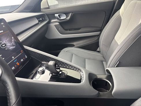 Used 2022 Polestar Polestar 2 image 21