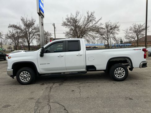 Used 2024 Chevrolet Silverado 2500 LT AWD/4WD image 10