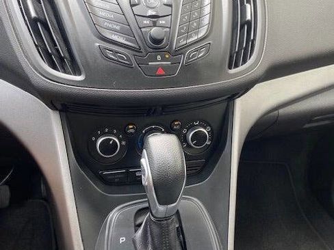 Used 2014 Ford Escape SE image 12