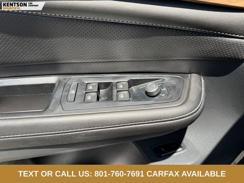 Used 2025 Volkswagen Atlas SE AWD/4WD image 19