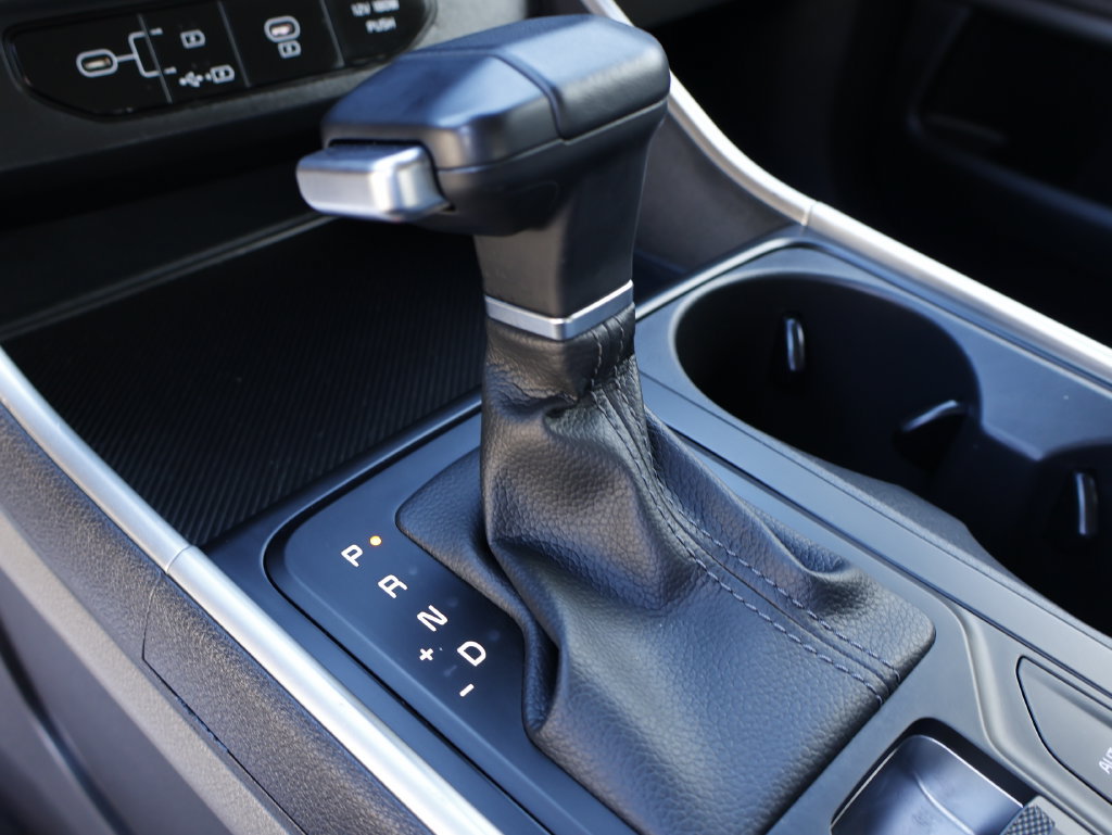 Certified 2026 Kia Carnival FWD image 31