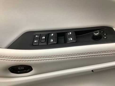 New 2026 Jeep Cherokee Overland w/ Advanced Pro Tech Group image 13