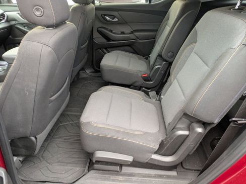 Used 2021 Chevrolet Traverse LT w/ LPO, Floor Liner Package image 22
