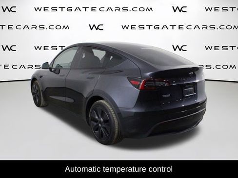 Used 2024 Tesla Model Y Long Range image 5