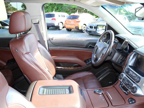 Used 2016 Chevrolet Tahoe LTZ AWD/4WD image 11