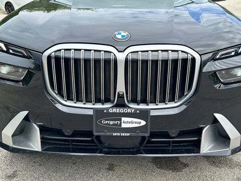 Used 2025 BMW X7 xDrive40i AWD/4WD image 12