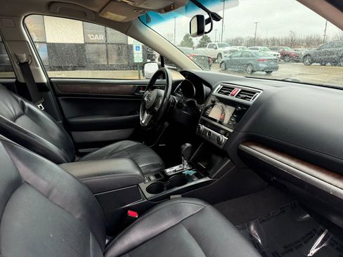 Used 2017 Subaru Outback 2.5i Limited image 26