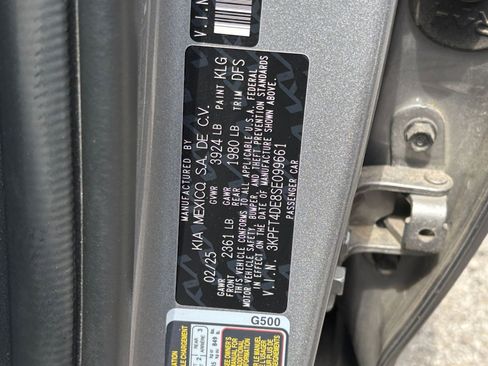 Used 2025 Kia K4 FWD image 23