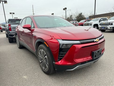 Used 2024 Chevrolet Blazer EV LT image 3
