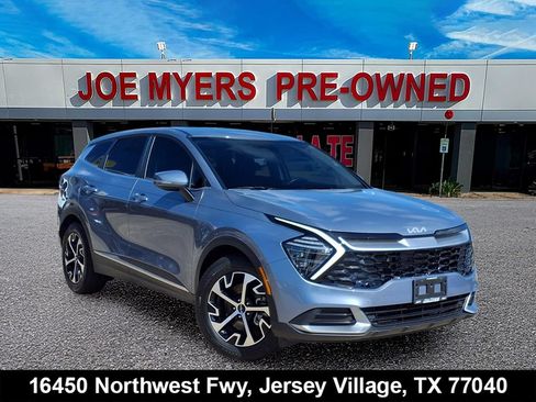 Certified 2024 Kia Sportage EX FWD image 1