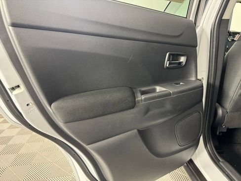 Used 2023 Mitsubishi Outlander Sport ES AWD/4WD image 27