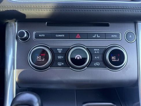 Used 2017 Land Rover Range Rover Sport HSE image 31