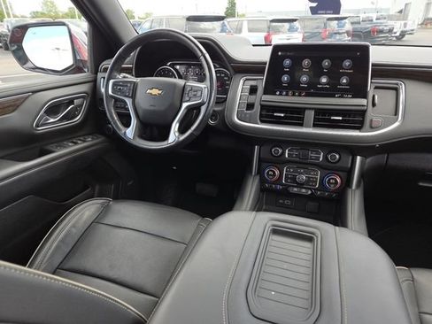Used 2021 Chevrolet Tahoe Premier w/ Premium Package AWD/4WD image 33