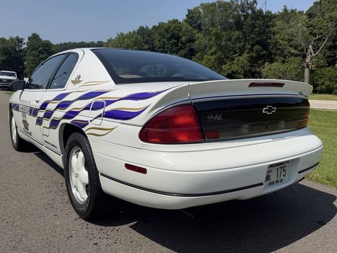 Used 1995 Chevrolet Monte Carlo Z34 FWD image 22