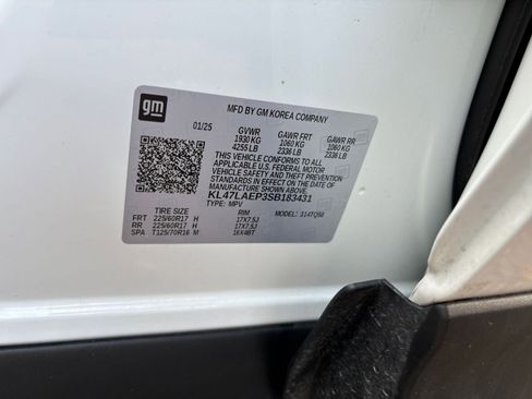 Used 2025 Buick Envista Preferred image 23