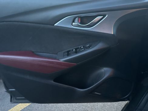 Used 2018 MAZDA CX-3 Grand Touring image 9