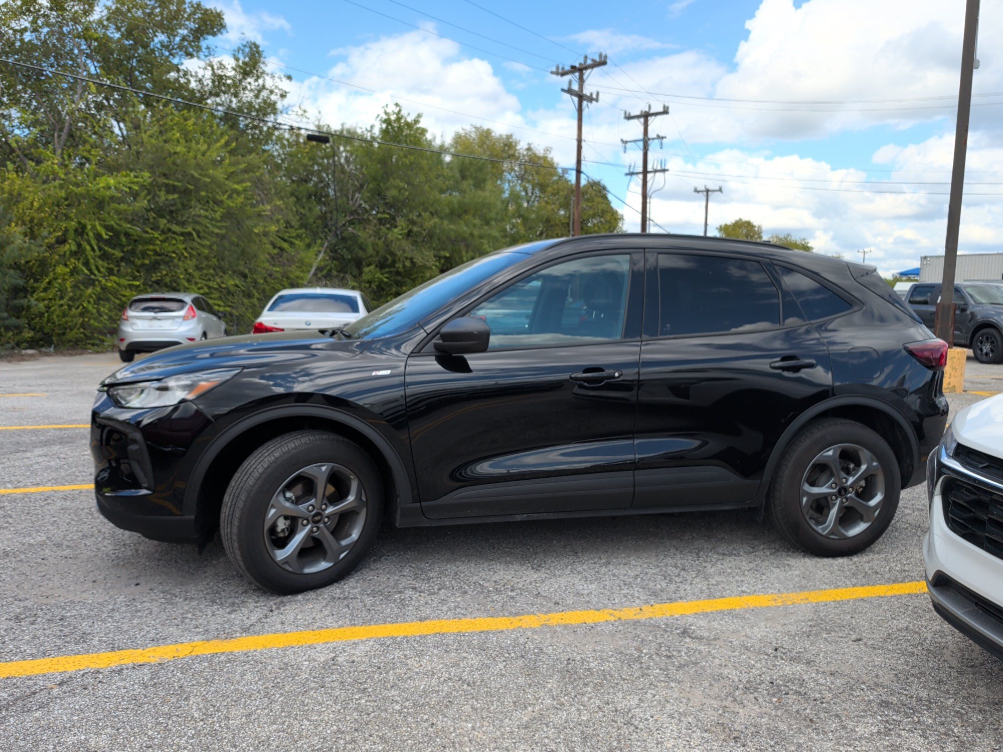 Certified 2025 Ford Escape ST-Line AWD/4WD image 8