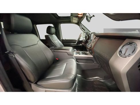 Used 2016 Ford F250 Lariat w/ Lariat Ultimate Package image 16