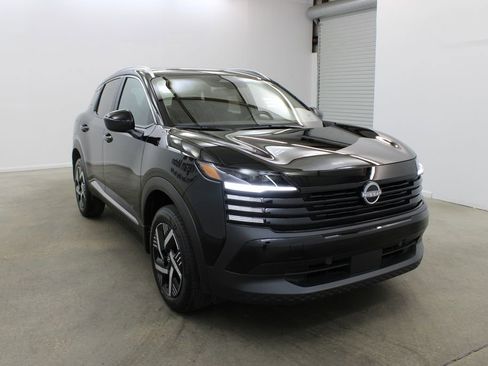 New 2026 Nissan Kicks SV image 6