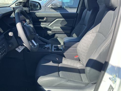 New 2026 Toyota 4Runner TRD Off-Road Premium image 7