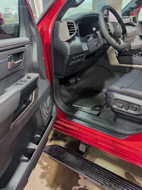 New 2026 Toyota Sequoia Platinum AWD/4WD image 18