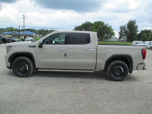 New 2026 GMC Sierra 1500 Denali AWD/4WD image 11