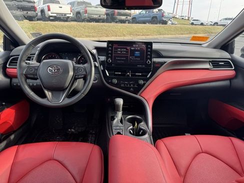 Used 2022 Toyota Camry XSE image 13