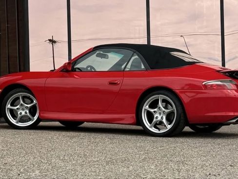 Used 2002 Porsche 911 Carrera 4 AWD/4WD image 11