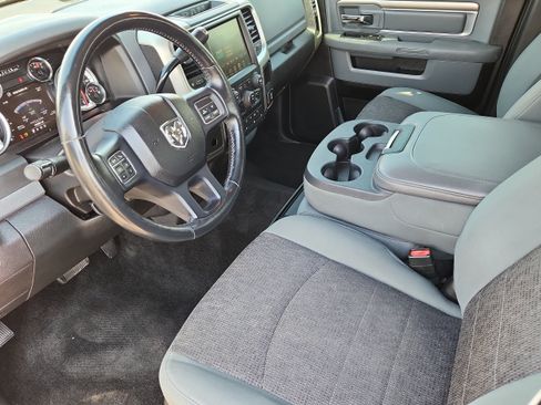 Used 2014 RAM 2500 Big Horn RWD image 9