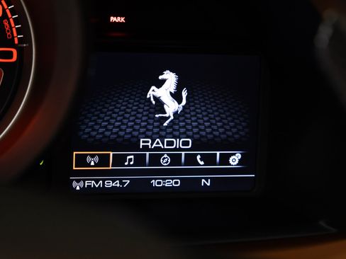 Used 2017 Ferrari 488 Spider RWD image 98