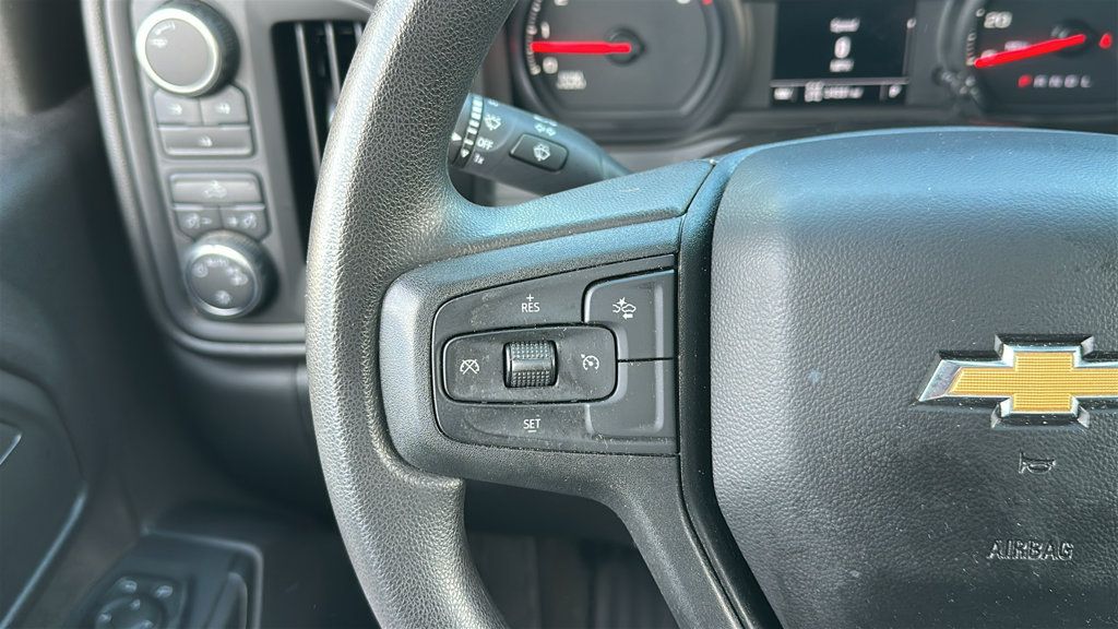 Used 2025 Chevrolet Silverado 2500 Custom AWD/4WD image 19