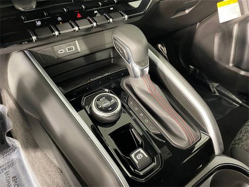 Certified 2026 Chevrolet Colorado Z71 w/ Technology Package image 9