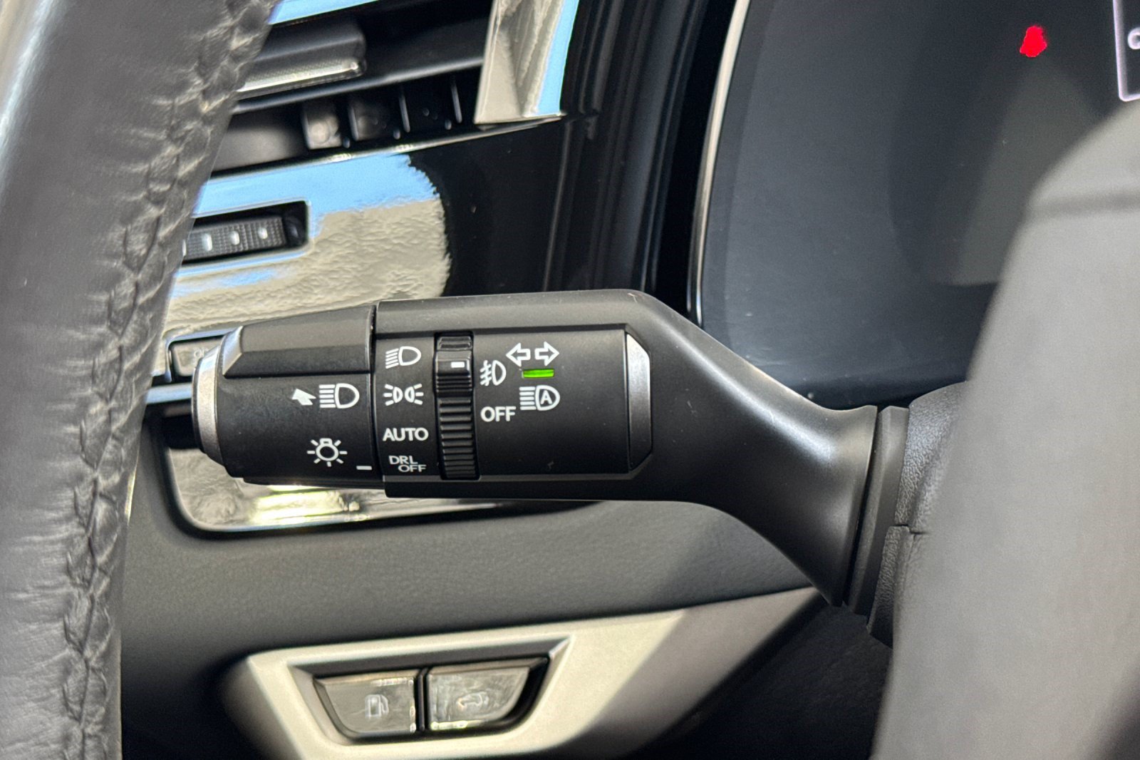 Certified 2024 Lexus RX 350 FWD w/ Technology Package image 32
