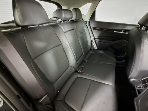 Used 2024 Kia Seltos SX w/ SX Sunroof Package image 35