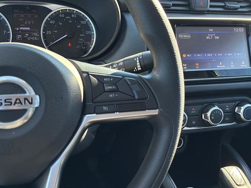 Used 2021 Nissan Versa S image 24