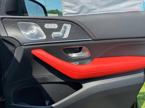 New 2026 Mercedes-Benz GLE 63 AMG S image 33