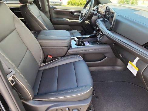 New 2026 Chevrolet Tahoe Premier image 11