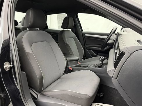 Used 2025 Volkswagen Jetta Sport FWD image 27