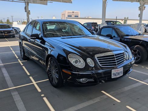 Used 2008 Mercedes-Benz E 350 Sedan image 2
