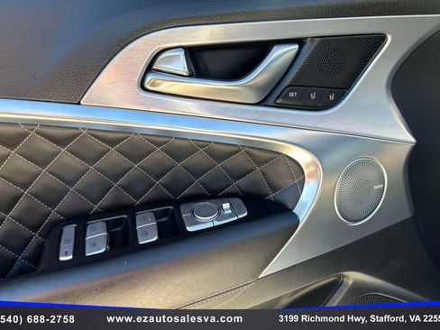 Used 2019 Genesis G70 2.0T Advanced w/ Sport Package image 17