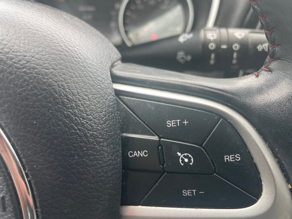 Used 2020 Jeep Compass Limited FWD image 23