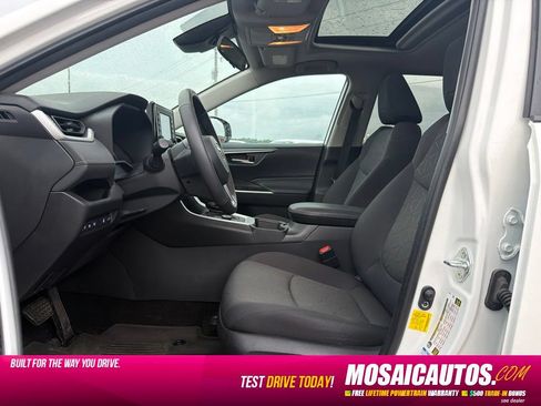 Used 2021 Toyota RAV4 XLE w/ Convenience Package AWD/4WD image 7