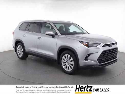 Used 2024 Toyota Grand Highlander AWD image 1