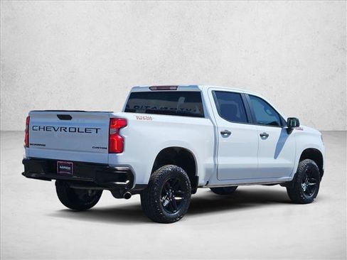 Certified 2021 Chevrolet Silverado 1500 Custom Trail Boss w/ LPO, Dark Essentials Package AWD/4WD image 8