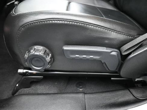 Used 2021 Jeep Wrangler Unlimited Sahara AWD/4WD image 7