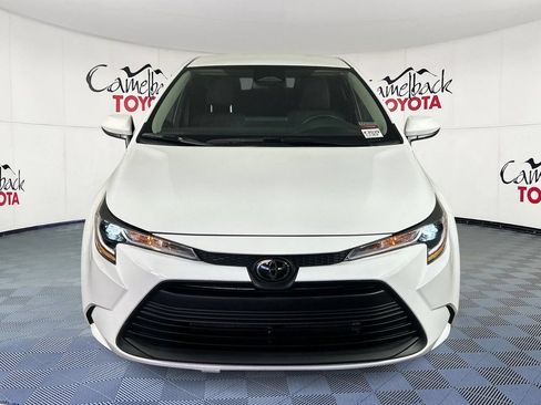 Used 2024 Toyota Corolla LE FWD image 3