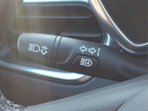 Used 2024 Chevrolet Equinox LT FWD image 26