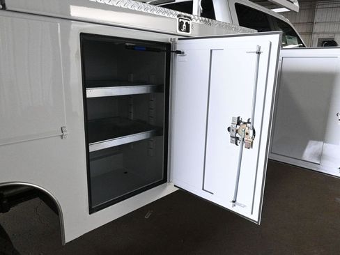 New 2026 Ford F550 XL image 32