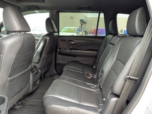 Used 2019 Honda Passport Touring image 15