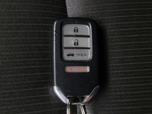 Used 2018 Honda Accord LX image 32